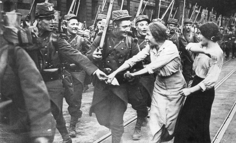 French Soldiers to Front